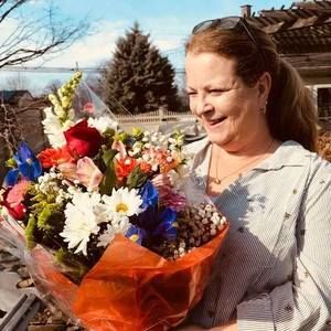 Meet your Posher, Marianne